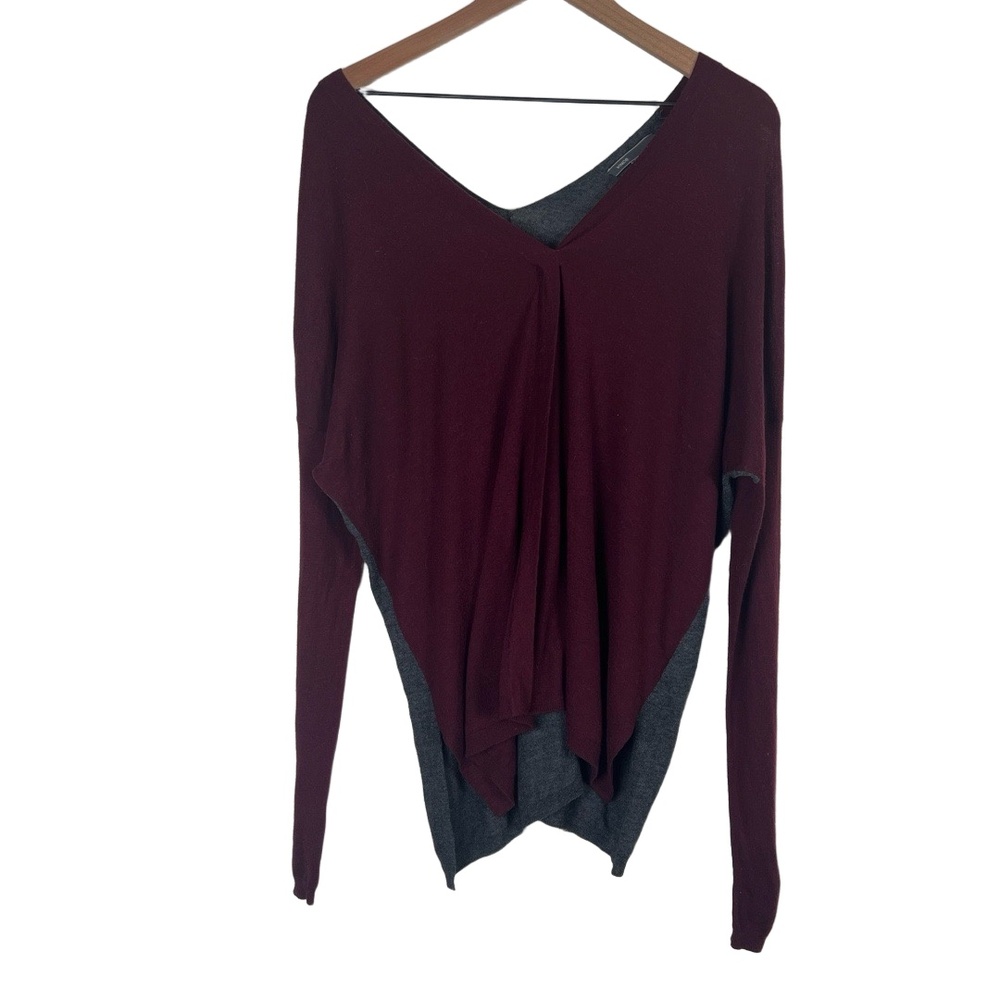 Vince Sweater Womens Size Medium Burgundy Gray Draped‎ V-Neck Quiet Luxury